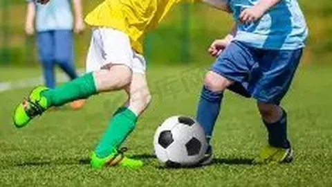 C罗39岁再创新高：点球突破200球，领跑进球榜历史之巅