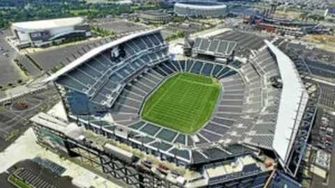 “多特2-1胜不莱梅，格雷罗创纪录罗伊斯终结悬念”